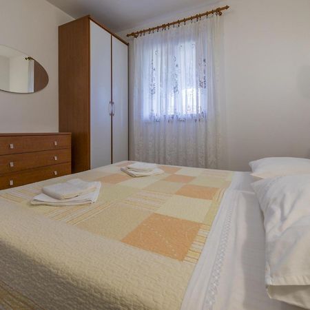 Apartments Dino Crikvenica Bagian luar foto