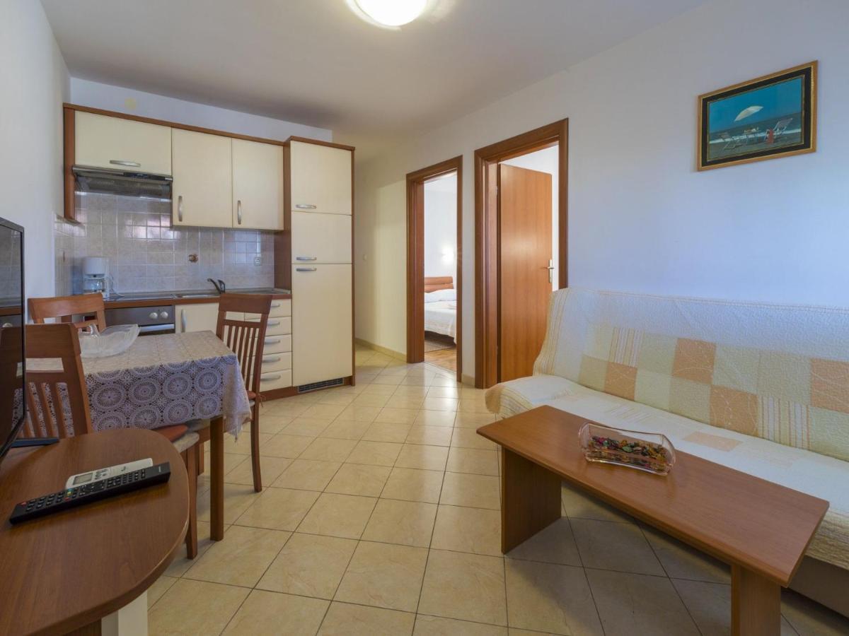 Apartments Dino Crikvenica Bagian luar foto