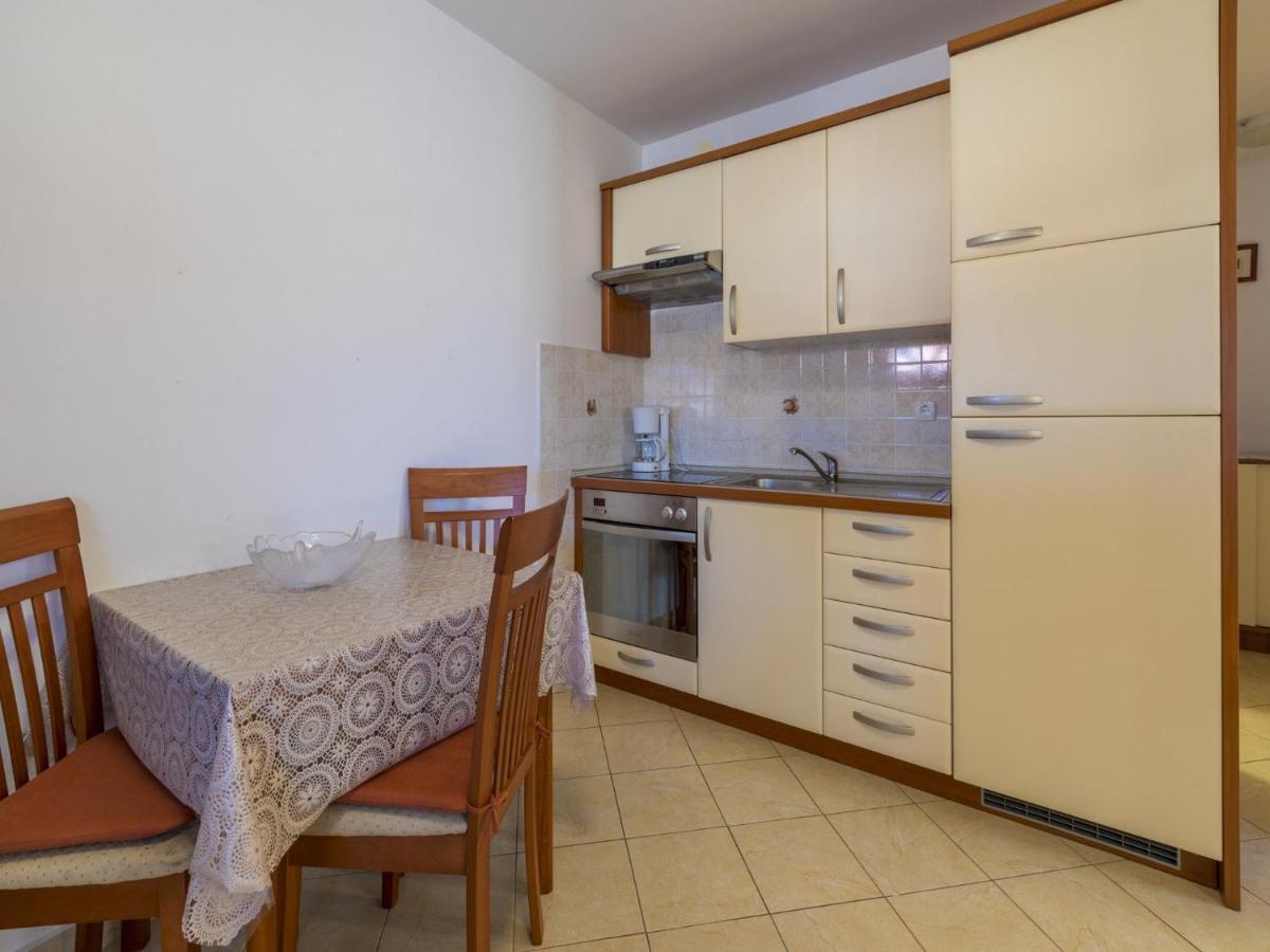 Apartments Dino Crikvenica Bagian luar foto