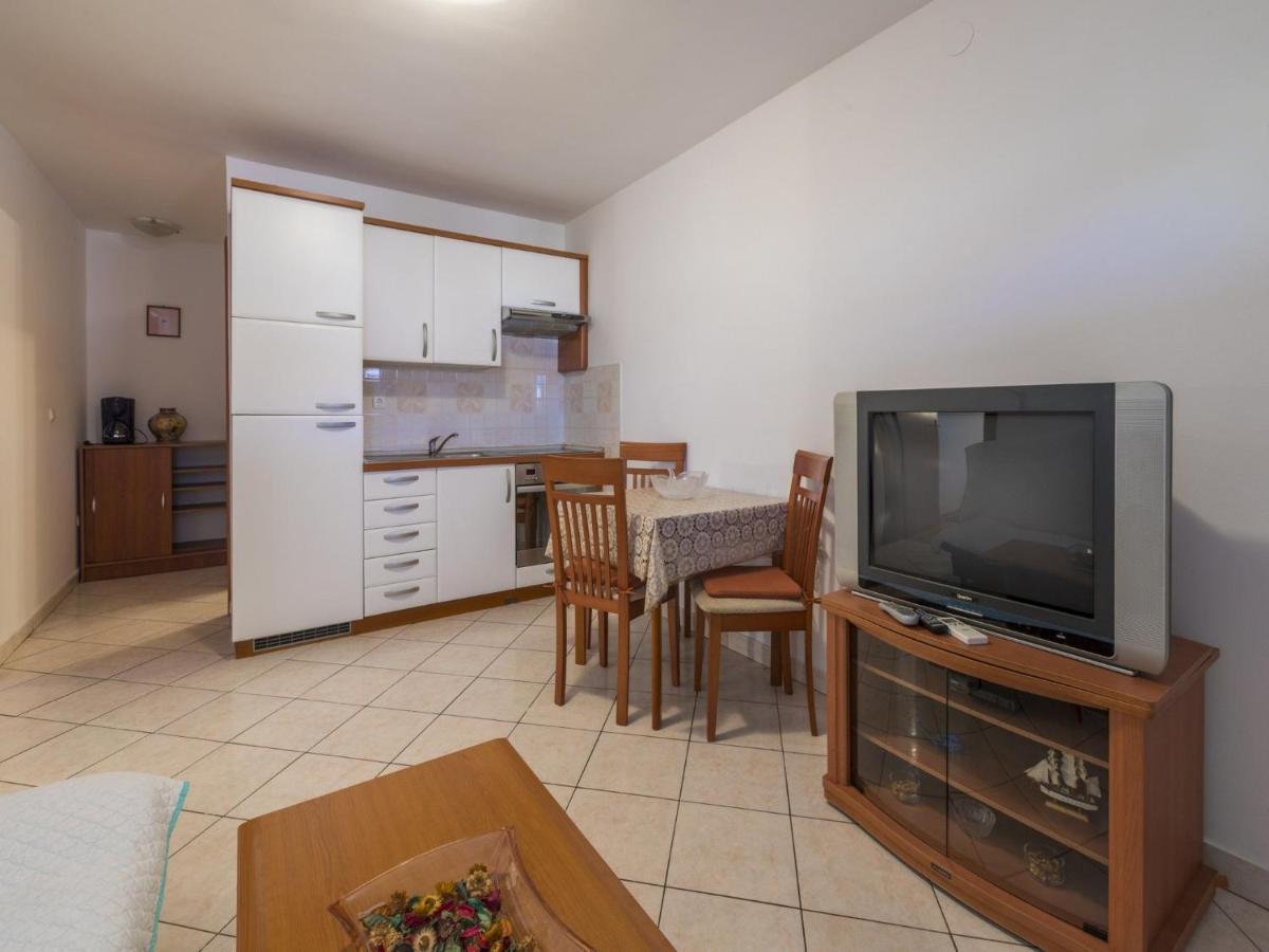 Apartments Dino Crikvenica Bagian luar foto