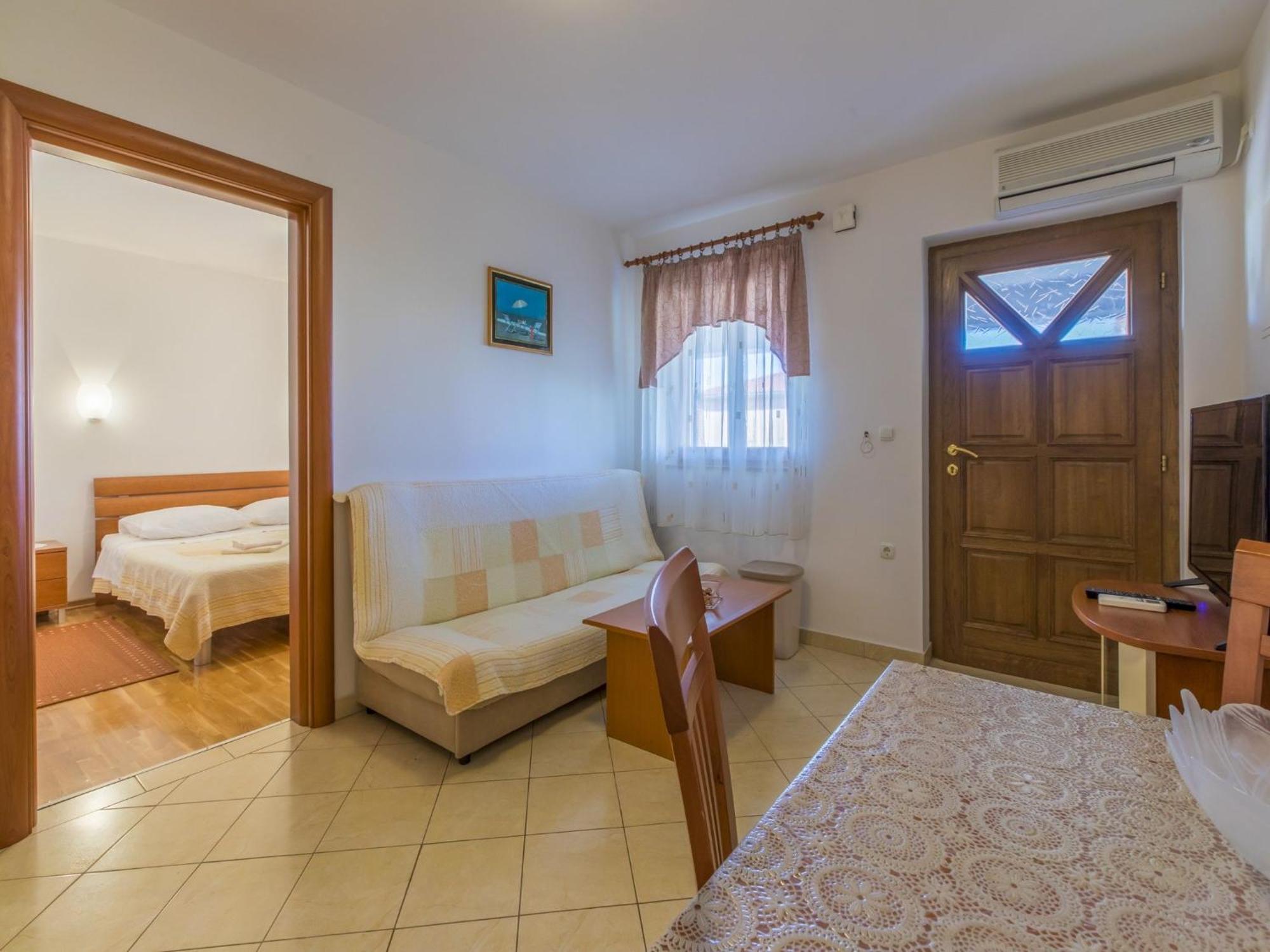 Apartments Dino Crikvenica Bagian luar foto