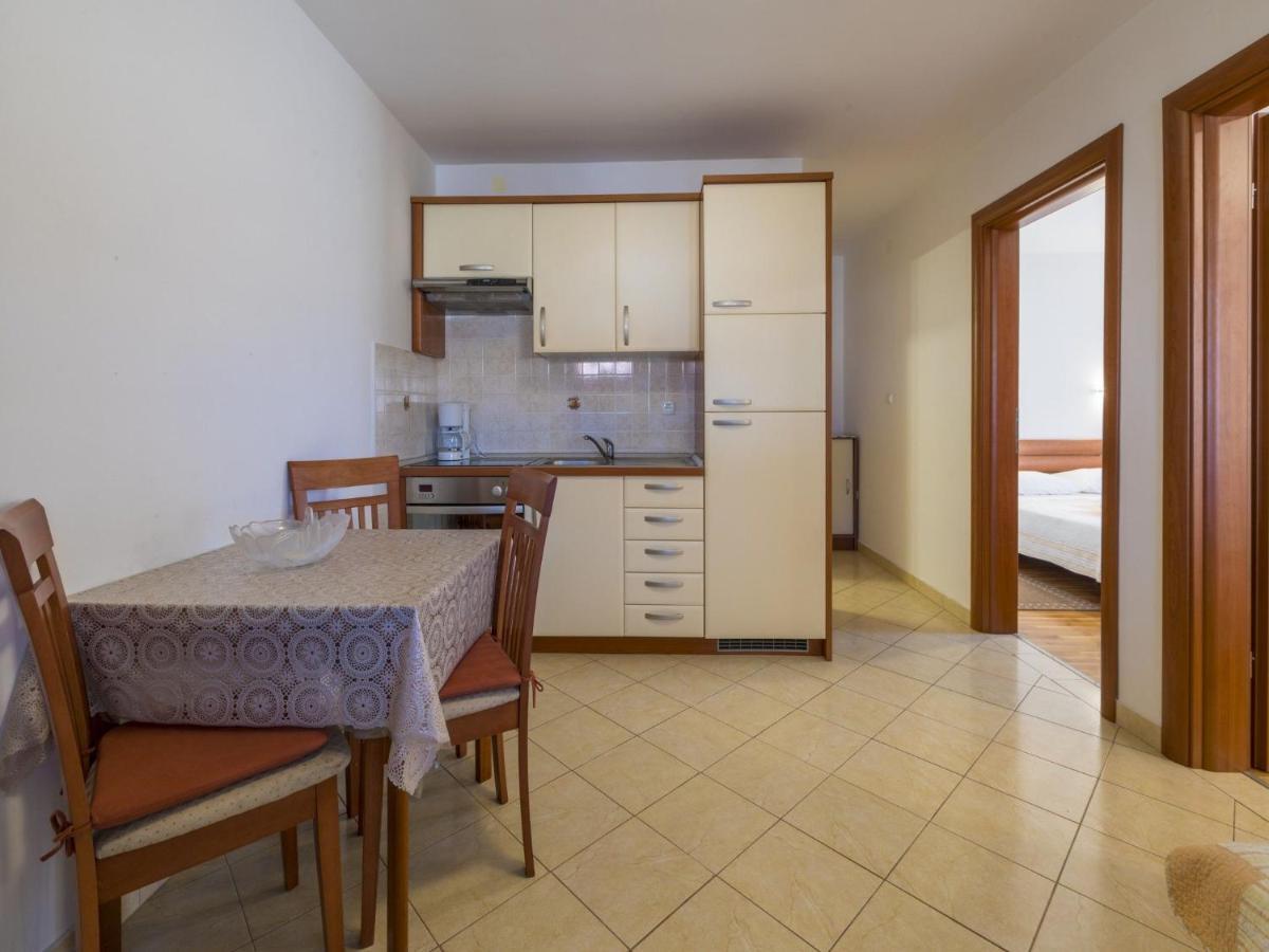 Apartments Dino Crikvenica Bagian luar foto