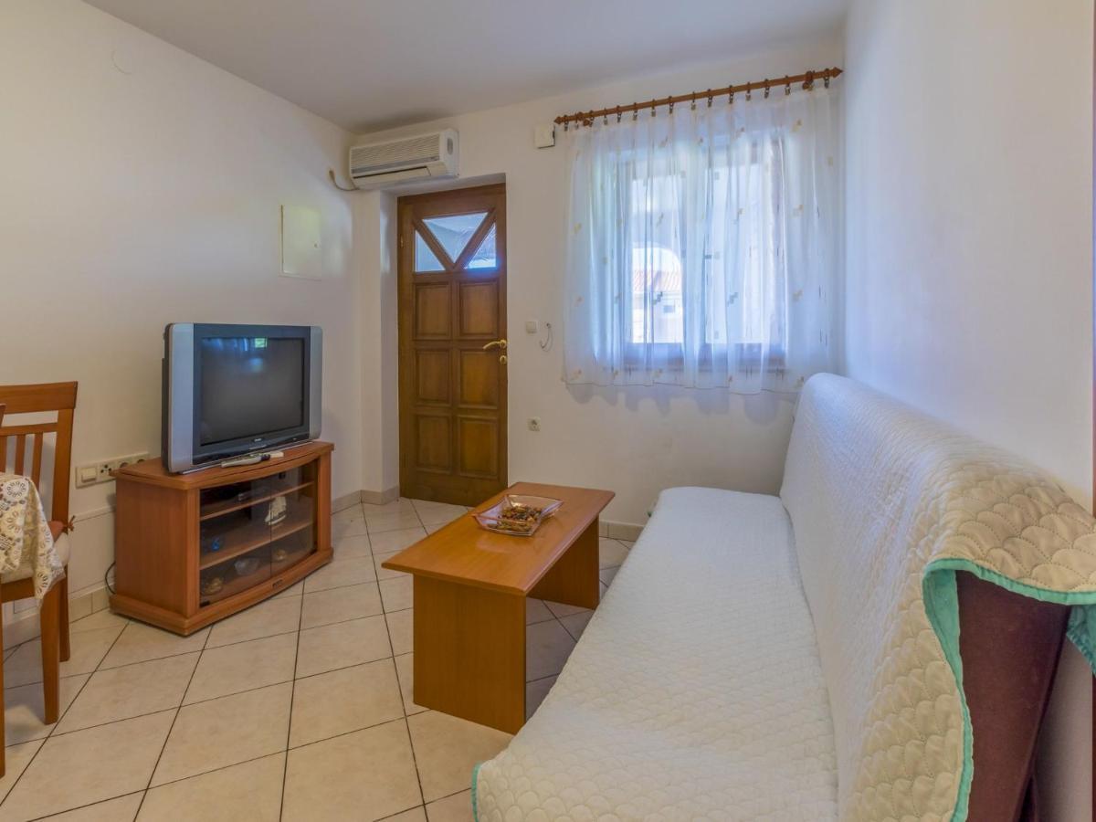 Apartments Dino Crikvenica Bagian luar foto