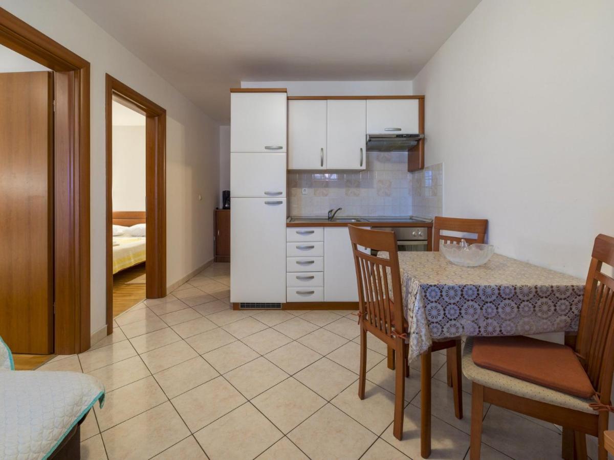 Apartments Dino Crikvenica Bagian luar foto