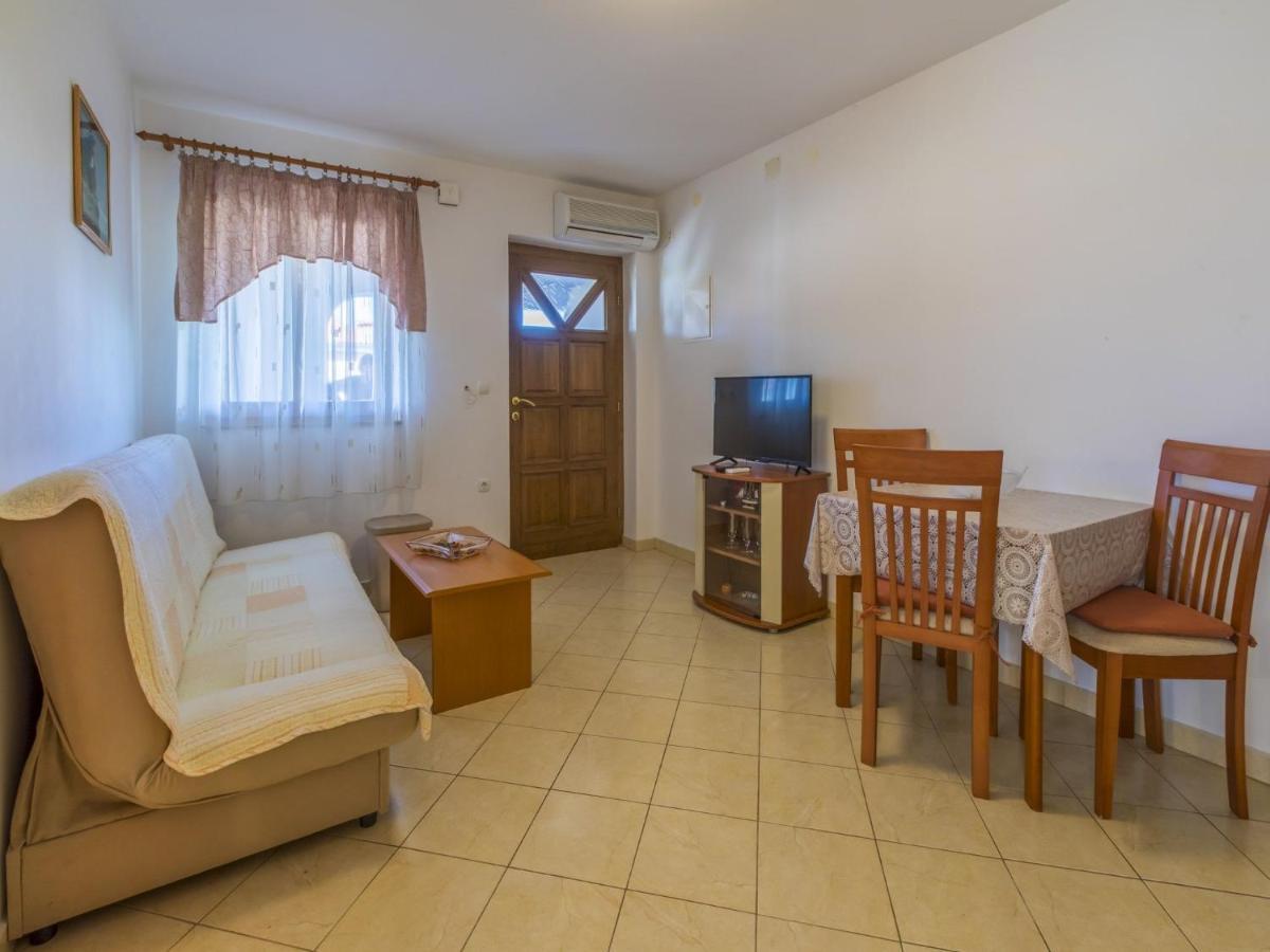 Apartments Dino Crikvenica Bagian luar foto
