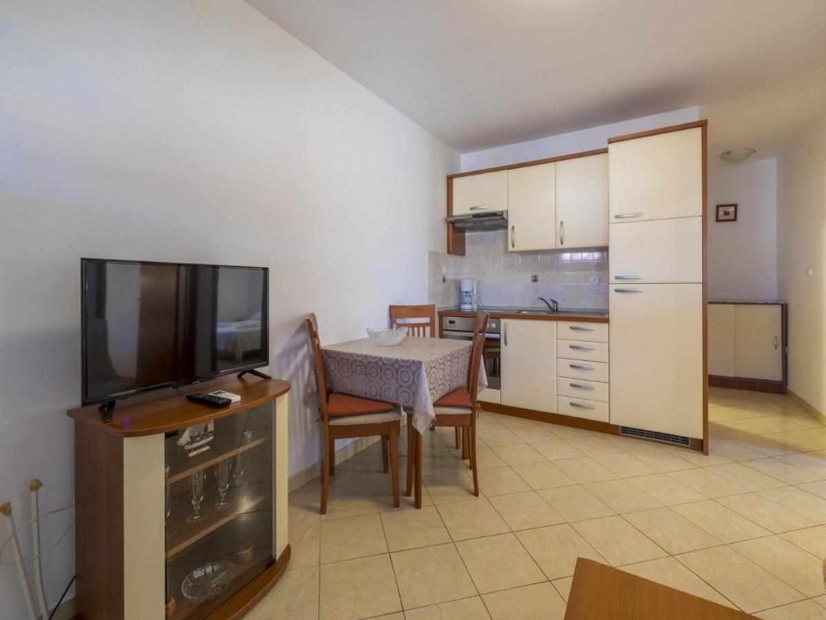 Apartments Dino Crikvenica Bagian luar foto